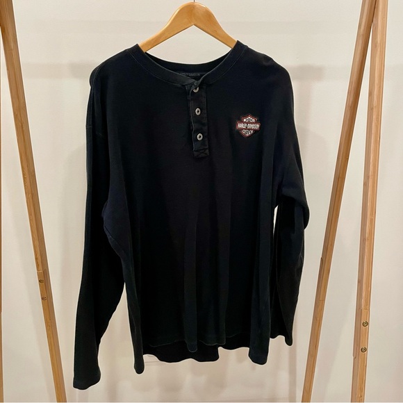 Vintage Harley Davidson Embroidered Henley Thermal Long Sleeve Top in Black - Picture 3 of 4